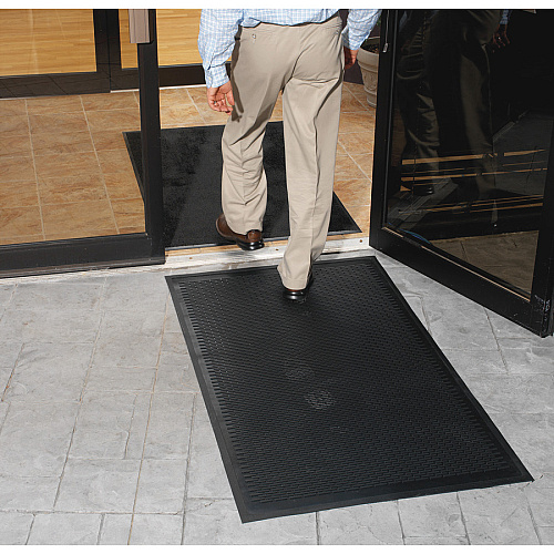 Genuine Joe Clean Step Scraper Floor Mats (70367)