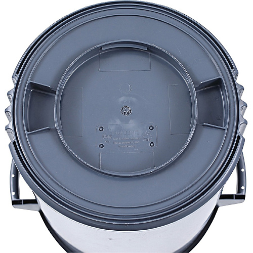 Genuine Joe Heavy-Duty Trash Container (60463)