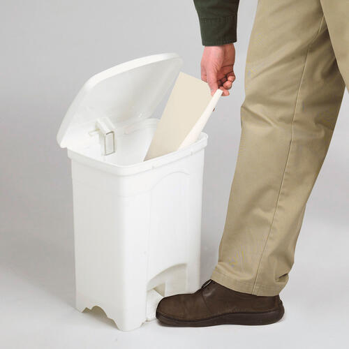Safco Plastic Step-on 4-Gallon Receptacle