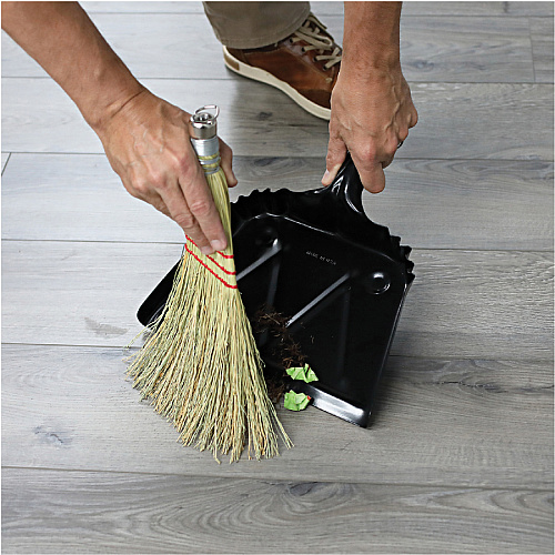 Genuine Joe Whisk Broom (80161)