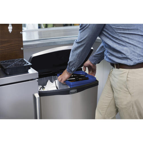 Rubbermaid Commercial Slim Jim 2 Stream Step Container (1902001)