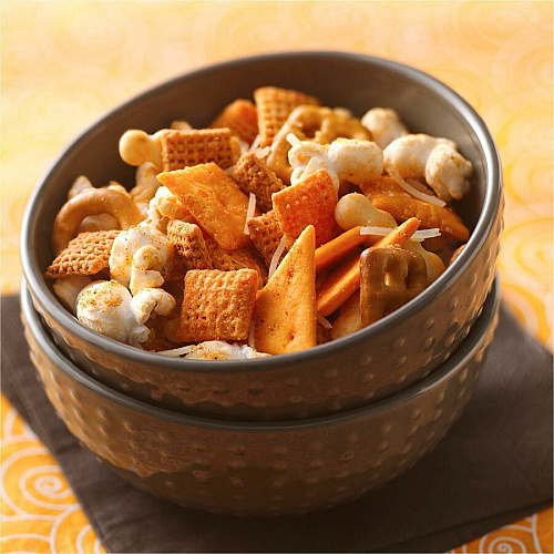 Chex Mix Chex Cheddar Snack Mix (SN15532)