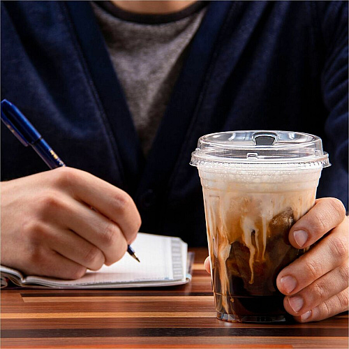 Dart 12-24 oz PET Strawless Lid - Clear (626NSL)