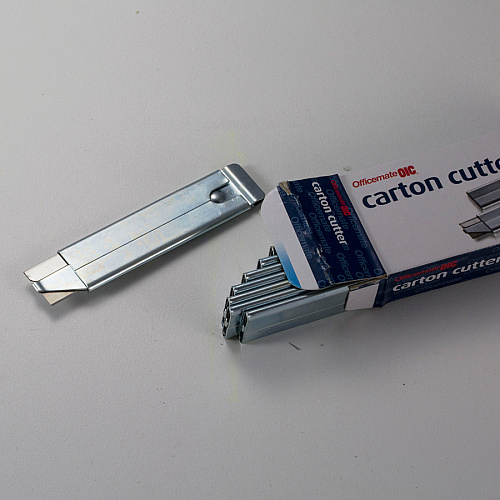 Officemate 94966 Single-Sided Razor Blade Carton Cutter