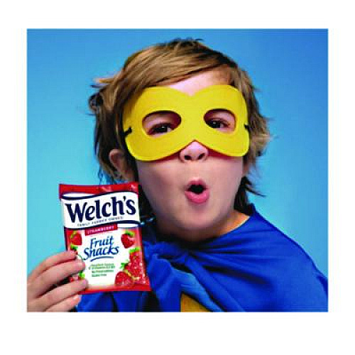 Welch's Fruit Snacks, Strawberry, 5 oz Pouch, 12/Box (PIM05096)