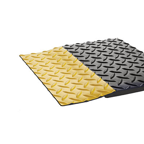 Crown Industrial Deck Plate Anti-Fatigue Mat, Rectangular, Black/Yellow Raised Diamond Surface, 24" x 36" (CD0023YB)