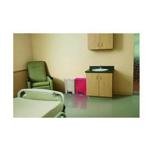 Rubbermaid Commercial Streamline Resin Step-On Container, Front Step Style, 8 gal, Polyethylene, Red (1883564)