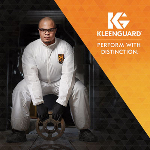 KleenGuard KGA10 Standard Weight Lab Coat for Non-Hazardous Particulate Protection, 2X-Large, White, 50/Carton (67322)
