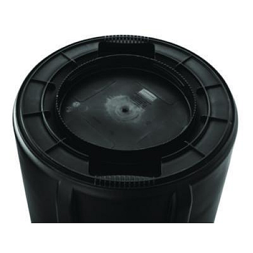 Rubbermaid Commercial Vented Round Brute Container, 32 gal, Plastic, Black, 6/Carton (1867531CT)