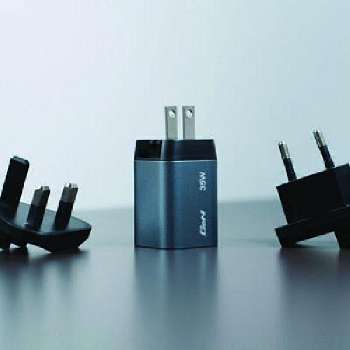 Verbatim 35 W 2-Port GaN Wall Charger, Black/Gray (32200)