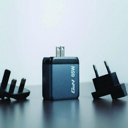 Verbatim 65 W 3-Port GaN Wall Charger, Black/Gray (32201)