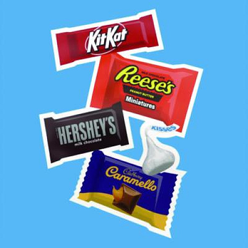 Hershey's Assorted Minis Value Pack, Assorted Chocolates, 63.4 oz Bag, 230 Pieces (22002450)