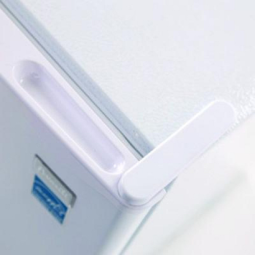 Avanti 1.6 Cu. Ft. Compact Refrigerator with Chiller Compartment, White (RM16J0W17X0W)