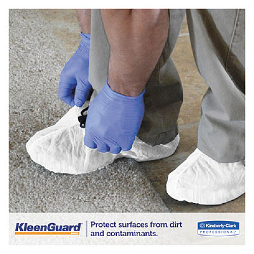 KleenGuard A40 Liquid and Particle Protection Shoe Covers, Medium, White, 400/Carton (44492)