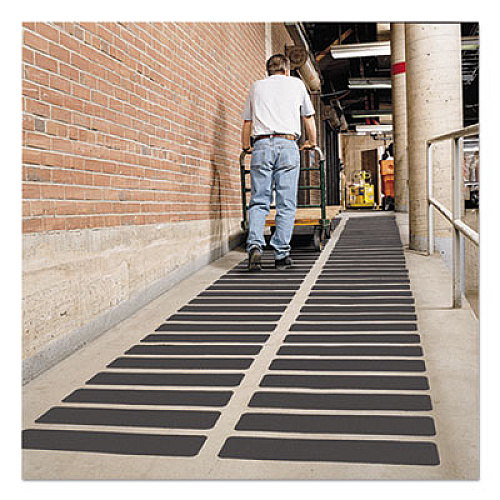 3M Safety-Walk Safety-Walk General Purpose Tread Rolls, 4" x 60 ft, Black (19223)