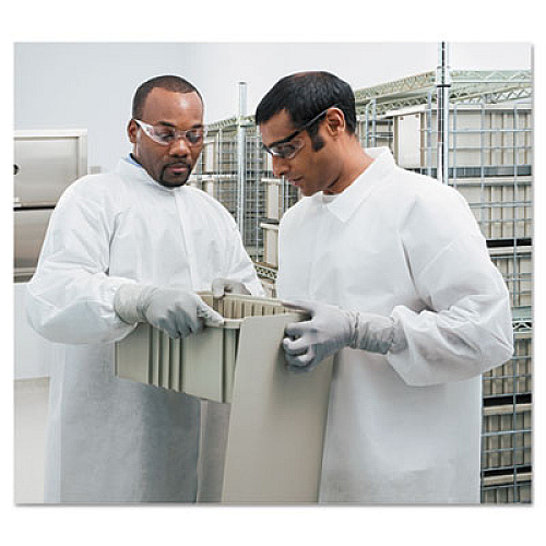 KleenGuard A20 Breathable Particle Protection Lab Coat, Snap Closure/Open Wrists/Pockets, Large, White, 25/Carton (10029)