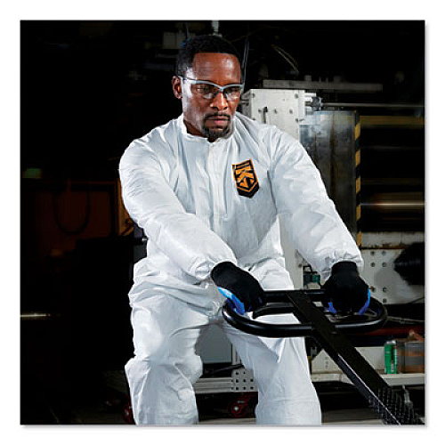 KleenGuard A20 Breathable Particle Protection Coveralls, Medium, White, 24/Carton (49002)