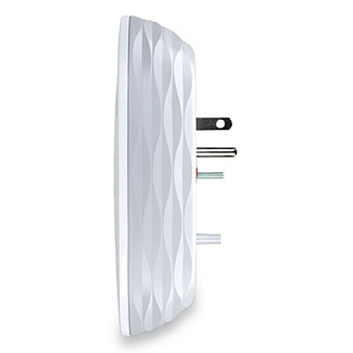 360 Electrical STUDIO 3.4 SURGE PROTECTOR WITH USB, 6 AC OUTLETS, 2 USB PORTS, 900 J, WHITE/PEARL (24285923)