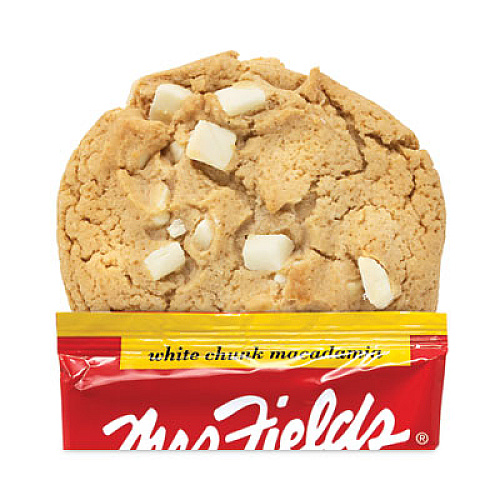 Mrs. Fields White Chunk Macadamia Cookies, 2.1 oz, Individually Wrapped Pack, White Chocolate, 12/Carton (20900470)
