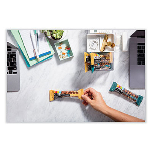 KIND Nuts and Spices Bar, Dark Chocolate Mocha Almond, 1.4 oz Bar, 12/Box (18554)
