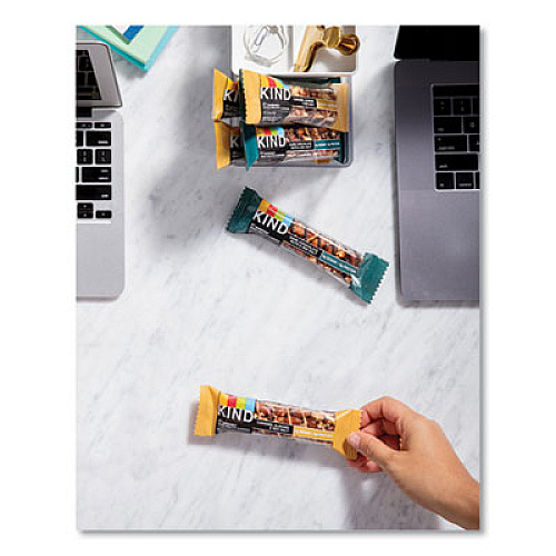 KIND Nuts and Spices Bar, Maple Glazed Pecan and Sea Salt, 1.4 oz Bar, 12/Box (17930)