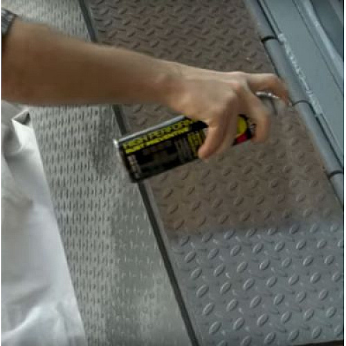 Rust-Oleum Hard Hat High Performance V2100 System Rust Preventive Enamel Spray Paint, Flat Safety Red, 15 oz Aerosol Can, 6/Carton (V2163838)
