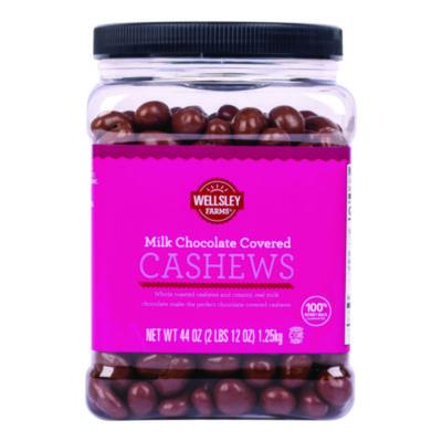 Wellsley Farms Milk Chocolate Covered Cashews, 44 oz Jar (22002346)