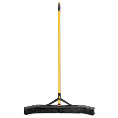 Rubbermaid Commercial Maximizer Push-to-Center Broom, PVC Bristles, 36 x 58.13, Steel Handle, Yellow/Black (2018730)