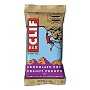 CLIF Bar Energy Bar, Chocolate Chip Peanut Crunch, 2.4 oz Bar, 12 Bars/Box (006638)
